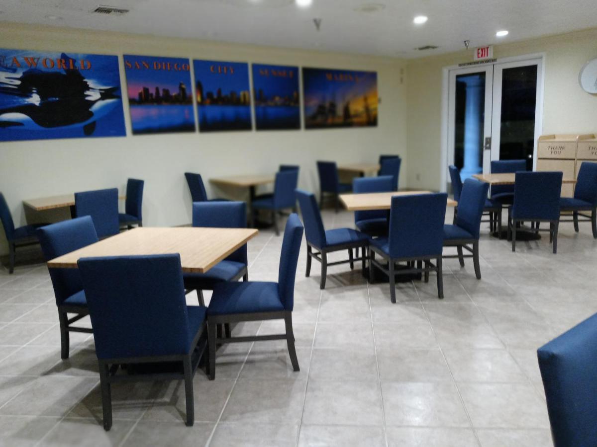 Ramada Suites By Wyndham San Diego Exterior photo